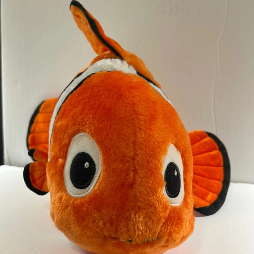 Disney Character Nemo Kids Orange and White Clownfish Fish plush Decor Toy